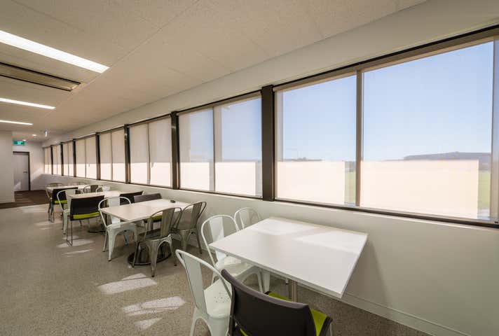 Area A, 87 Schneider Road Eagle Farm QLD 4009 - Image 8