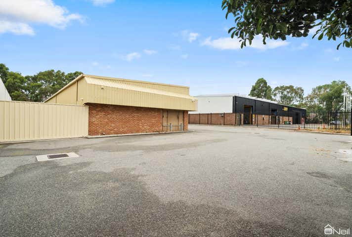 1/33 Gillam Drive Kelmscott WA 6111 - Image 6