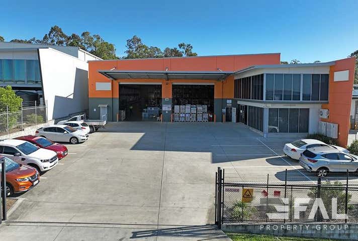 105 Corymbia Place Parkinson QLD 4115 - Image 1