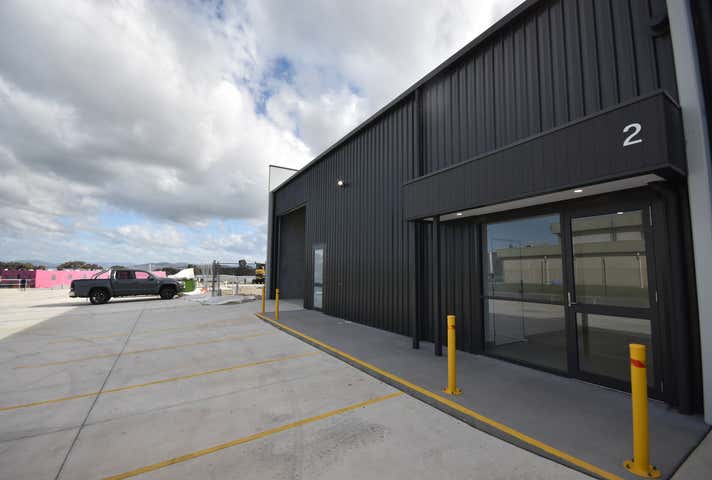 2/111 Kaitlers Road Lavington NSW 2641 - Image 12