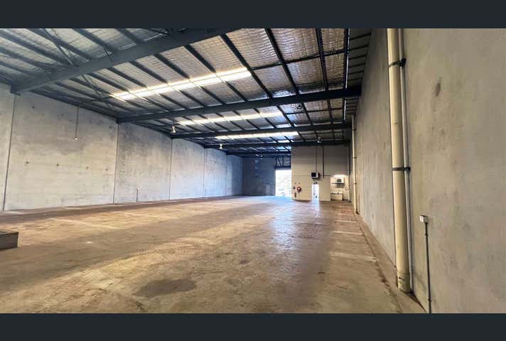 2/10 Renewable Chase Bibra Lake WA 6163 - Image 12