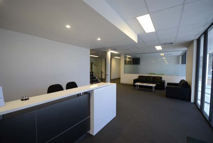 1/78 Discovery Drive Bibra Lake WA 6163 - Image 4