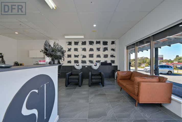 19/31 Moorhen Drive Yangebup WA 6164 - Image 4