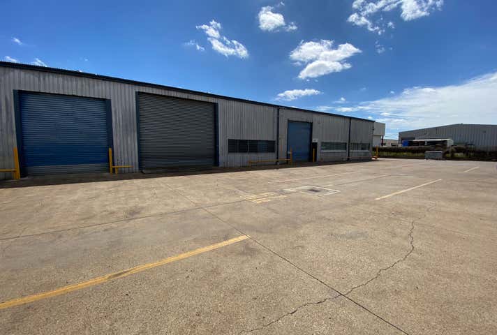 4/134 Boniface Street Archerfield QLD 4108 - Image 1