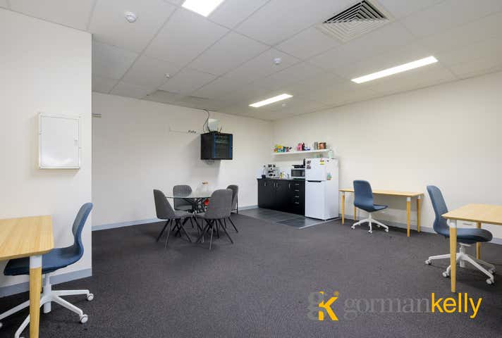 Suite 2, 400 Canterbury Road Surrey Hills VIC 3127 - Image 4