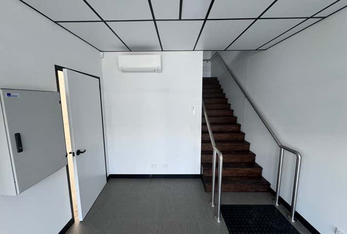 13/29-33 Lakeside Drive Broadmeadows VIC 3047 - Image 2