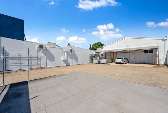 184-186 Charters Towers Road Hermit Park QLD 4812 - Image 5