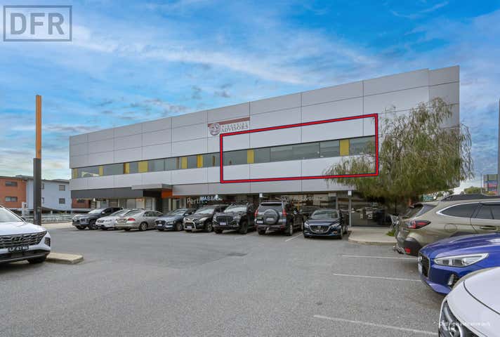 13E/817 Beeliar Drive Cockburn Central WA 6164 - Image 2