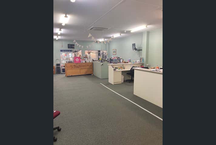 70 Barrack Street Merredin WA 6415 - Image 15