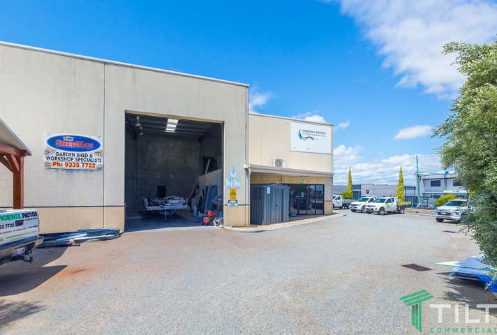 1/16 Kalmia Road Bibra Lake WA 6163 - Image 1