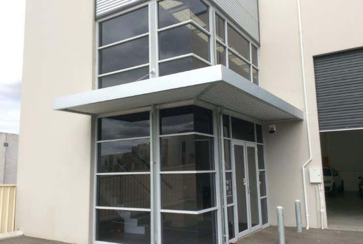 2/2 Bombardier Rd Wangara WA 6065 - Image 4