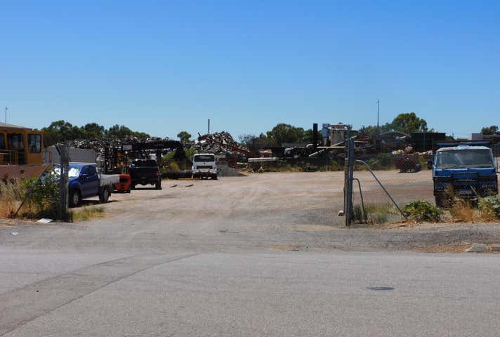 10 Browning Road Armadale WA 6112 - Image 7