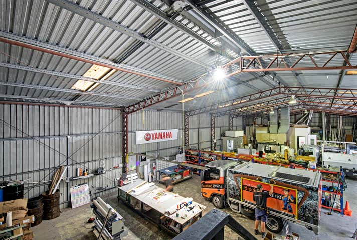 5 Ern Harley Drive Burleigh Heads QLD 4220 - Image 7