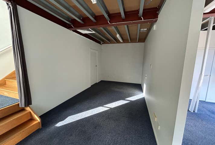 1/3 Southern Cross Circuit Urangan QLD 4655 - Image 3