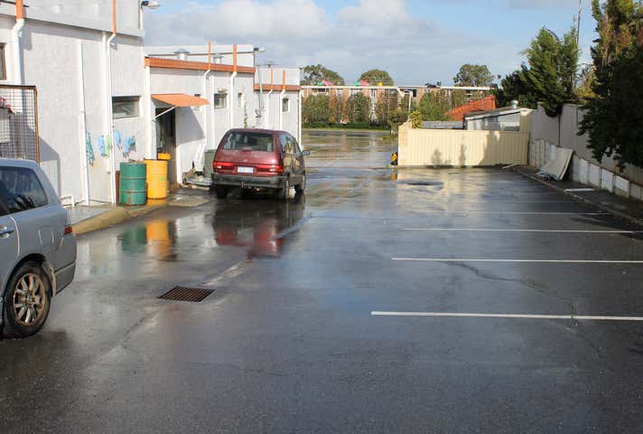 1/337 Carrington Street Hamilton Hill WA 6163 - Image 8