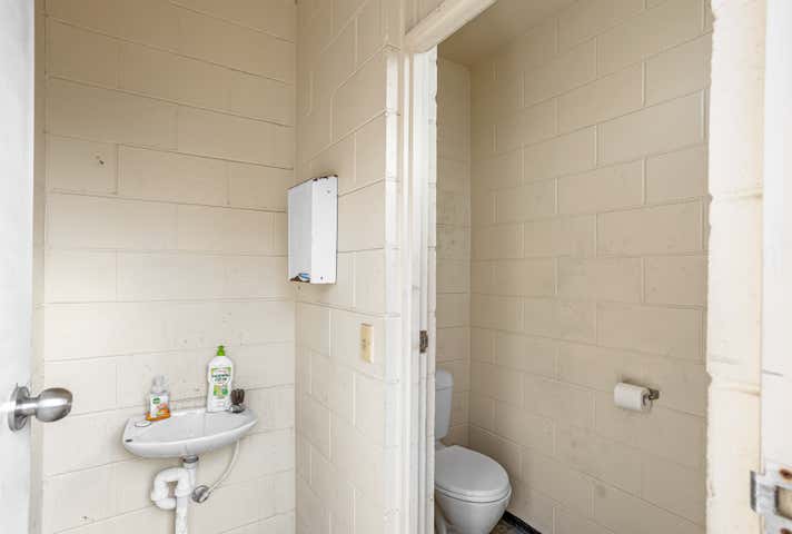 2/16 Northview Street Mermaid Waters QLD 4218 - Image 7