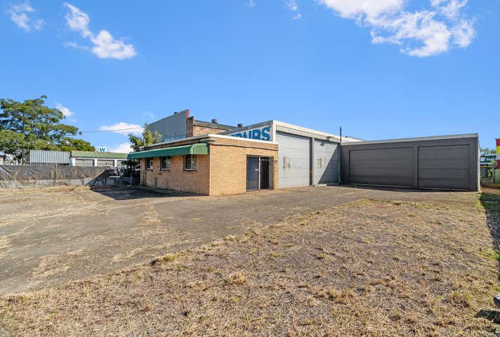 30 Carmichael Street Raymond Terrace NSW 2324 - Image 3