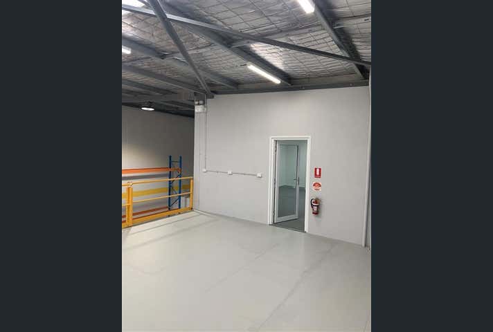 1/28 Sustainable Avenue Bibra Lake WA 6163 - Image 9