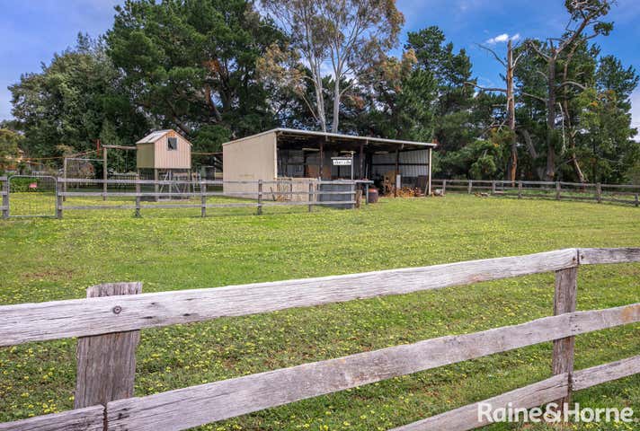 163 Main Road Riddells Creek VIC 3431 - Image 13