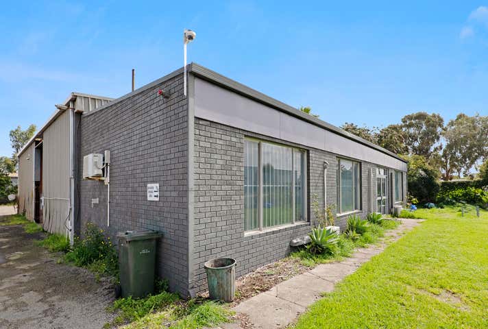 6 Yeates Road Kwinana Beach WA 6167 - Image 3