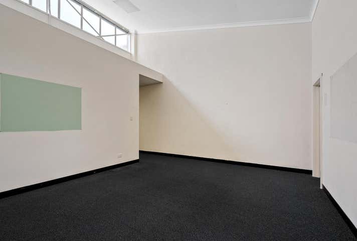 16 Morris Place Innaloo WA 6018 - Image 9