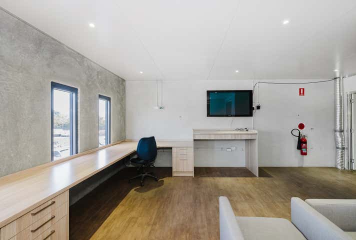 8/111 Mandurah Road Kwinana Beach WA 6167 - Image 7
