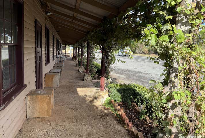 3454 Midland Highway 'Swiss Mountain Hotel' Blampied VIC 3364 - Image 29