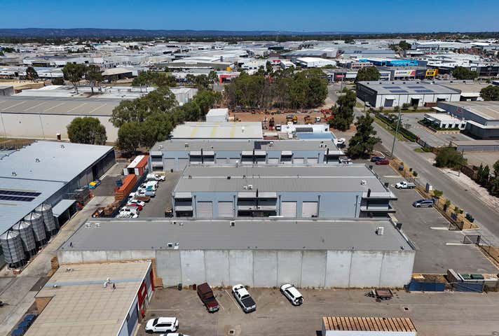 8/8 Hurley Street Canning Vale WA 6155 - Image 19