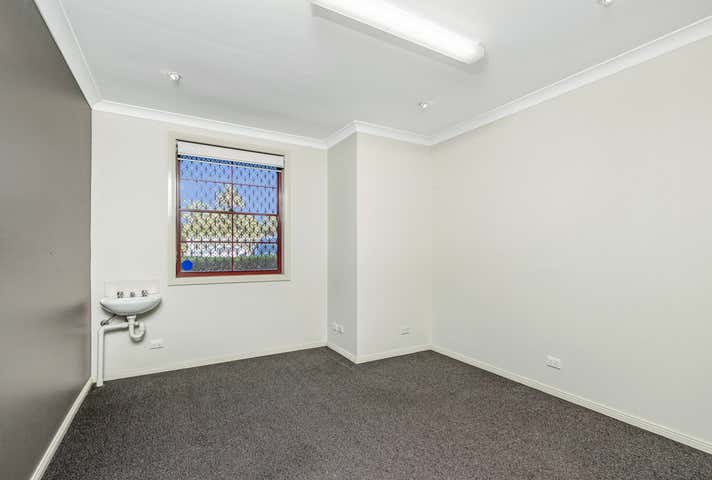8/24 Brown Road Broadmeadow NSW 2292 - Image 12