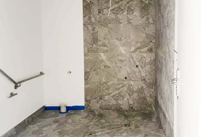 1 & 2/21 Camino Crescent Cranbourne West VIC 3977 - Image 13