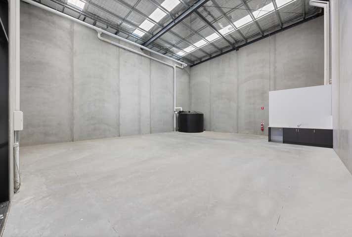 2/17 Concept Drive Delacombe VIC 3356 - Image 4