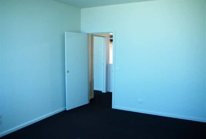 70 Rebecca Drive Ravenhall VIC 3023 - Image 7