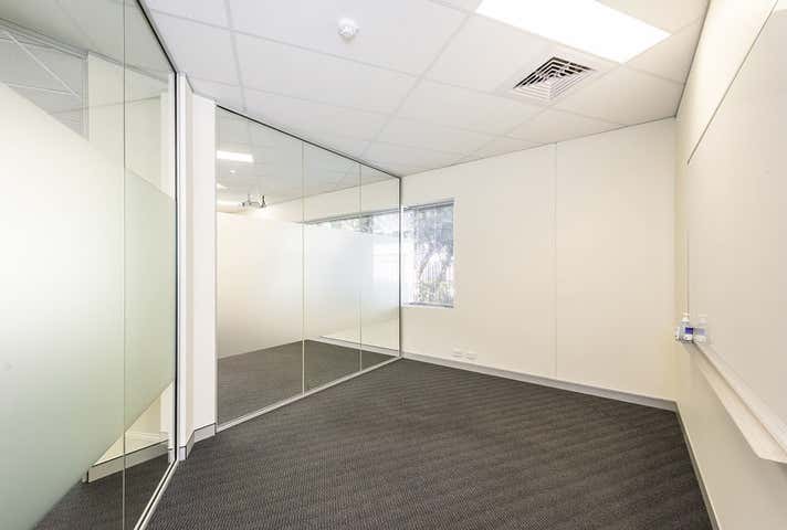 15/162 Colin Street West Perth WA 6005 - Image 9