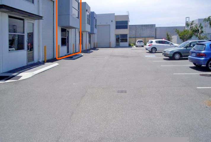 Unit 2, 17 Caloundra Road Clarkson WA 6030 - Image 15