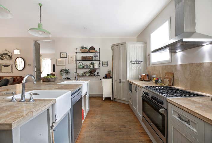 569 Moss Vale Road Burradoo NSW 2576 - Image 4