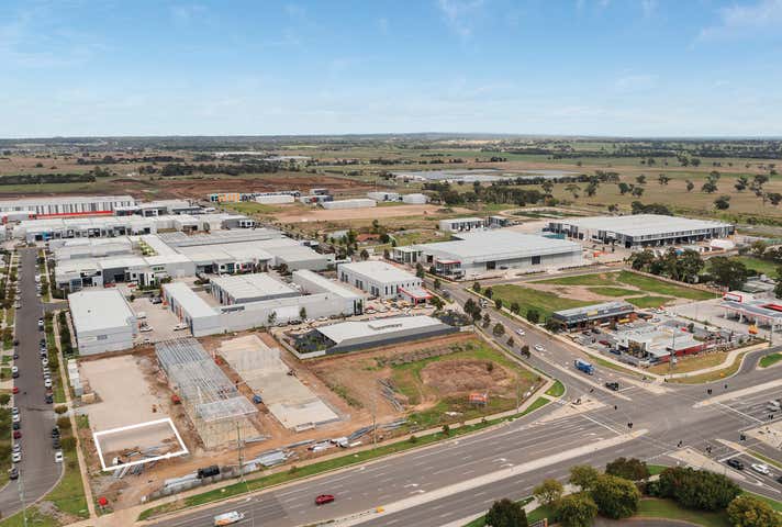 940  Thompsons Road Cranbourne West VIC 3977 - Image 2