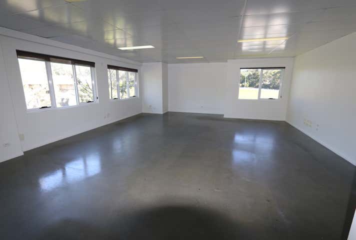 11/43 Tallebudgera Creek Road Burleigh Heads QLD 4220 - Image 3