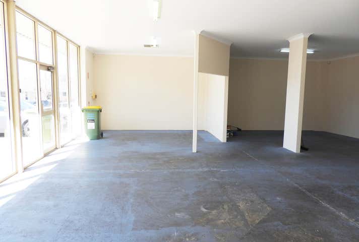 1/9 Carr Place Myaree WA 6154 - Image 4
