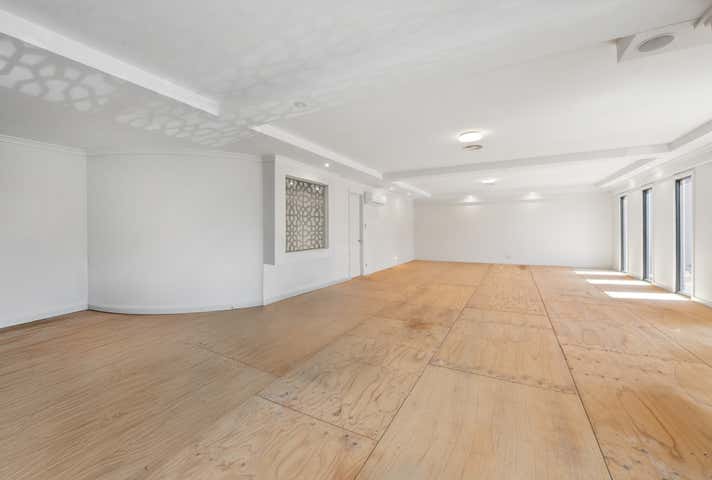 3/11 Forest Street Bendigo VIC 3550 - Image 2