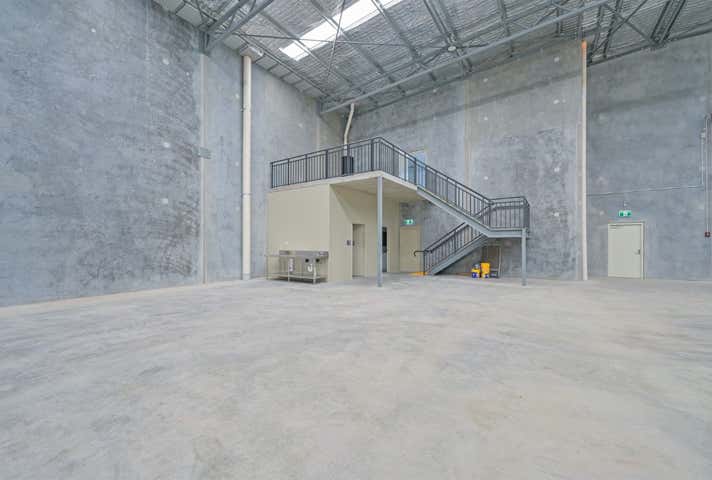 8 Oban Link Canning Vale WA 6155 - Image 10