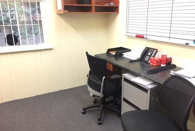 76 Warwick Road Ipswich QLD 4305 - Image 9