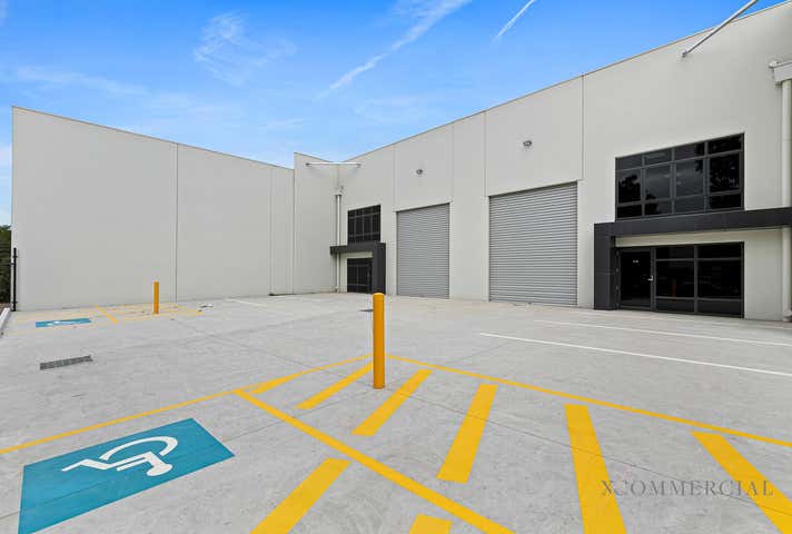 1/16 Barretta Road Ravenhall VIC 3023 - Image 2