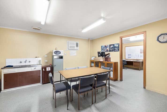 5 McGibbony Street East Ararat VIC 3377 - Image 5