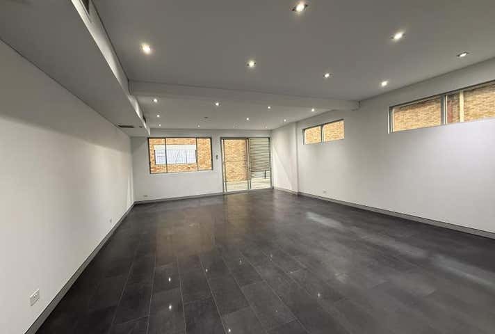 Unit 2, 10 Cunningham Street Moorebank NSW 2170 - Image 6