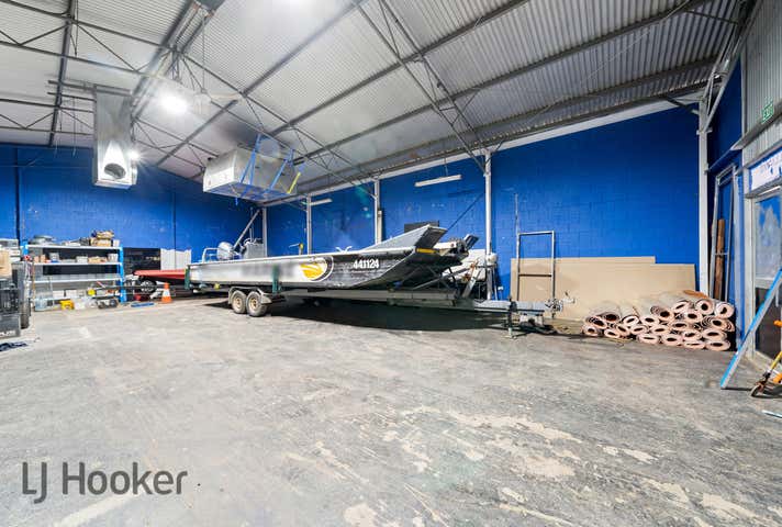 7 Barfield Crescent Edinburgh North SA 5113 - Image 23