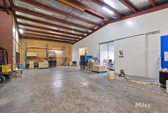 19 Lipton Drive Thomastown VIC 3074 - Image 4