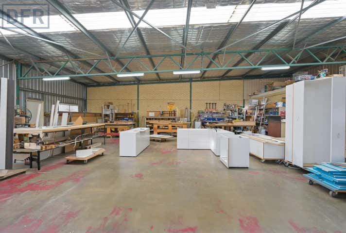 2 & 3, 2 Seabrook Way Medina WA 6167 - Image 13