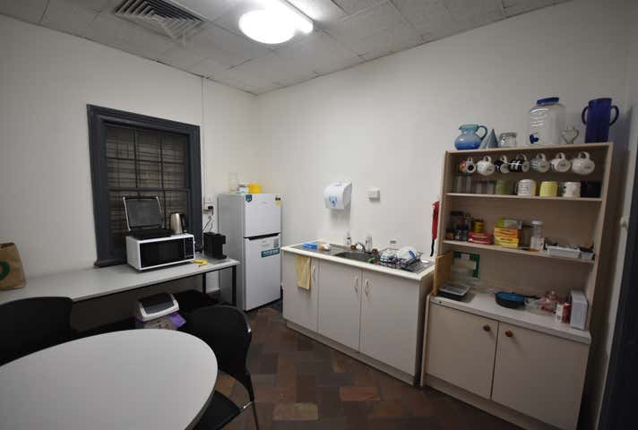 2/449B Swift Street Albury NSW 2640 - Image 9