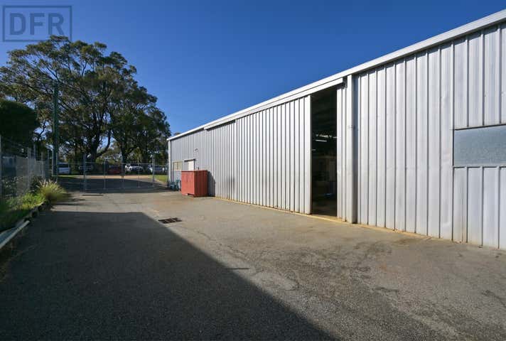 2 & 3, 2 Seabrook Way Medina WA 6167 - Image 9