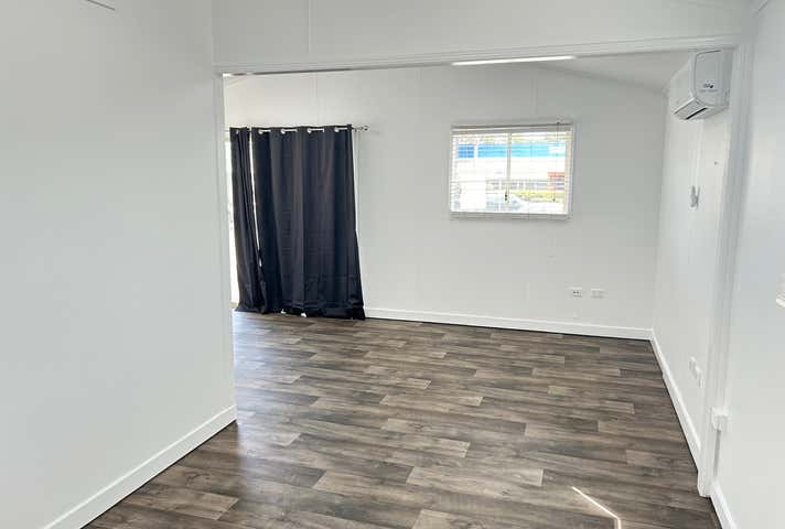 8 Turley Street Ipswich QLD 4305 - Image 15